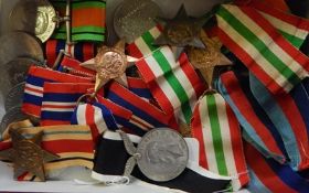 22 WWII war medals including five 1939-45 stars, seven war medals, four defence medals,