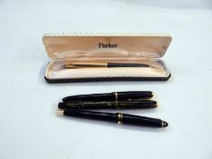 Parker pen , mottled, in original box with 14ct nib, Parker pen in original box,