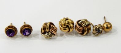 Pair of three-colour gold knot-pattern earrings,