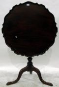 Georgian style mahogany occasional table with piecrust border,