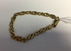 9ct gold chain link bracelet,