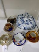 Continental blue and white porcelain covered tureen,