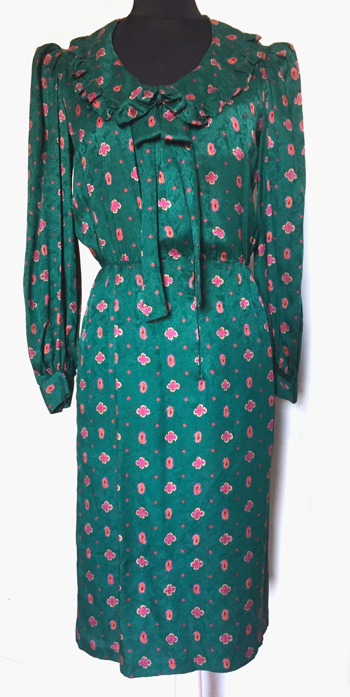 Oscar de la Renta 'Miss O' 1970's silk dress, full sleeved, deep collar with bow,