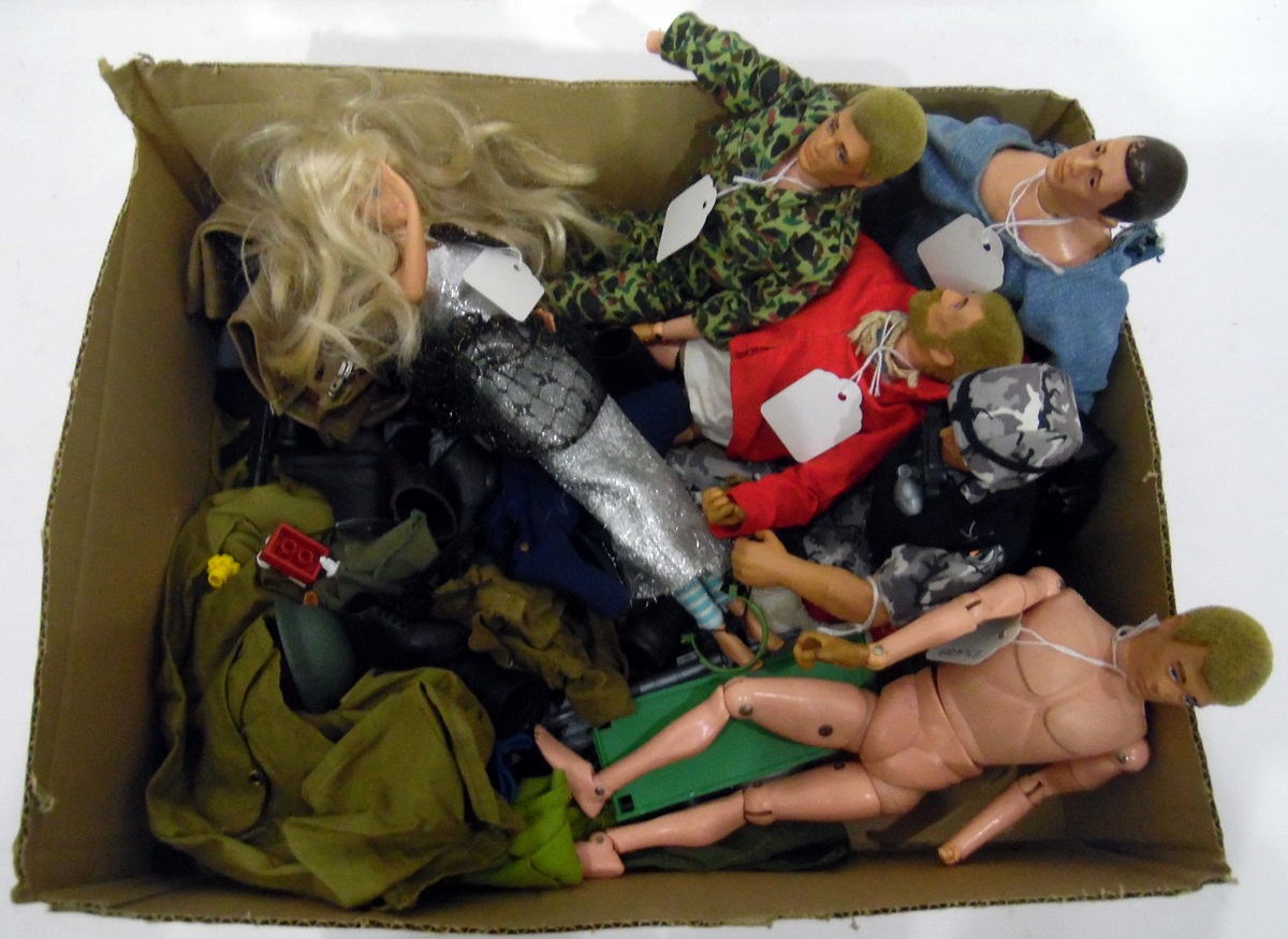 Quantity of Action Man and Barbie Dolls (1 box)