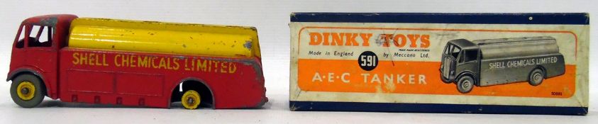 Dinky AEC tanker 'Shell', no.