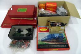 Hornby Triang blue Pullman train set, a quantity of Hornby track, transformer,