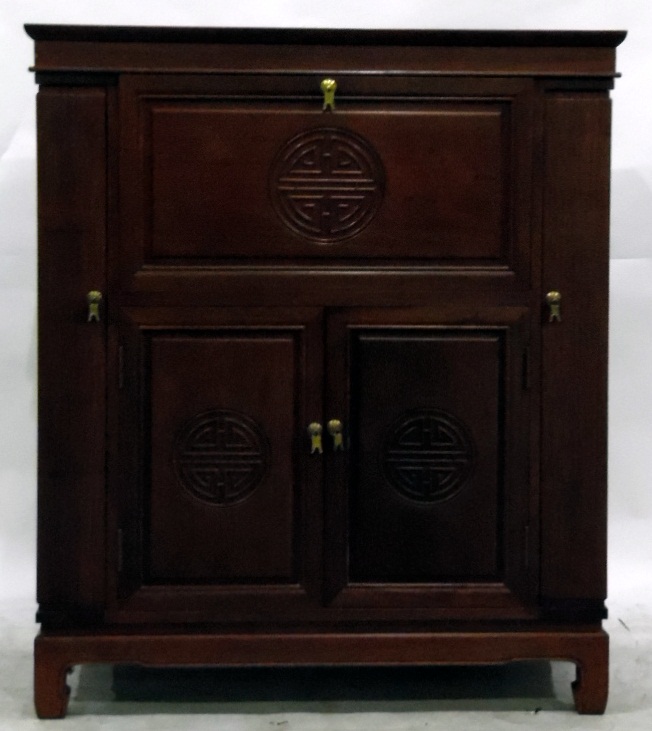 Oriental export rosewood cocktail cabinet with fitted interior to various cupboards, - Image 2 of 4