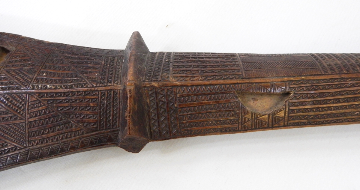 Southseas finely carved and bone inlaid ceremonial paddle, possibly Austral Islands, - Image 4 of 6