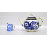 Worcester blue and white teapot with gilt decoration,
