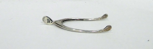Pair of Edwardian silver wishbone-shaped sugar tongs, makers Levi & Salaman,
