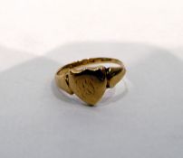18ct gold shield shaped signet ring, 2.