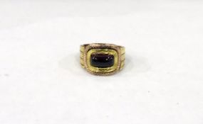 Georgian gold and almandine garnet mourning ring set rectangular cabochon garnet with inscription