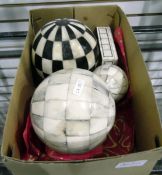 Various decorative balls,