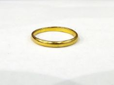 22ct gold wedding band, 3.