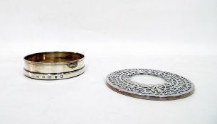 Late 20th century silver wine coaster with turned hardwood centre and green leather base and a