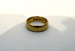 22ct gold wedding ring, 5.