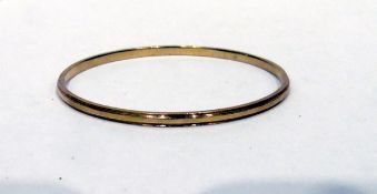 9ct gold bangle, 16g approx.