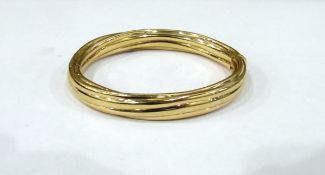 9ct gold hollow bangle,