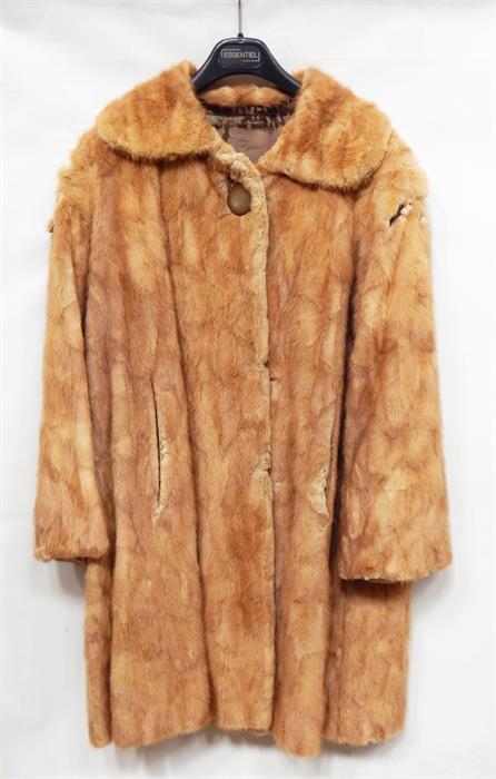 Three vintage fur coats (3) - Image 2 of 3