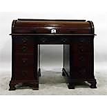 Early 20th century mahogany roll-top desk with well fitted interior of pigeonholes and shallow - Image 2 of 3