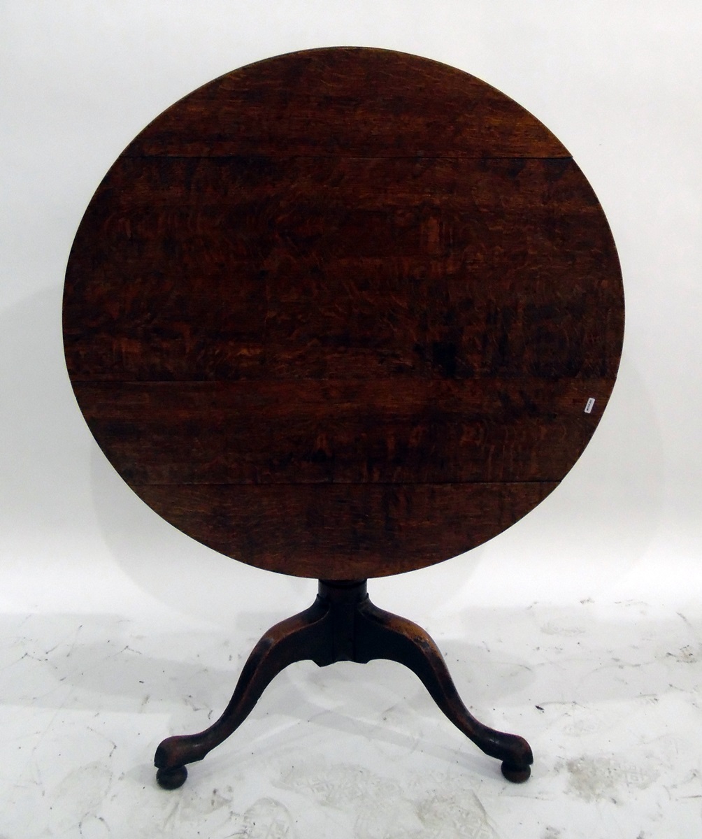 19th century circular oak tilt-top pedestal tripod table, 87cm diameter