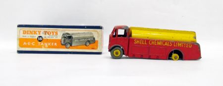 Dinky AEC tanker 'Shell', no.591 (boxed)