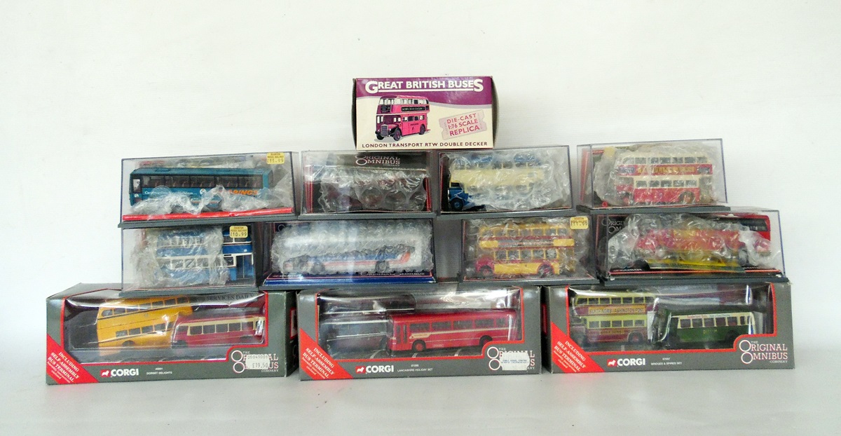 Quantity of diecast collectors vehicles including Corgi, The Original Omnibus Company, Great British