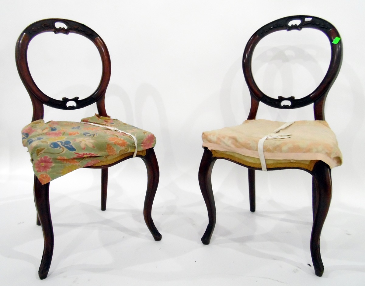 Pair of 19th century cameo-backed dining chairs with carved and pierced crest rails