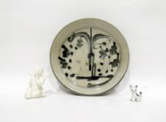 Chinese pottery plate, grey ground with stylised b