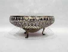 George V silver fruit bowl having inverted crimped