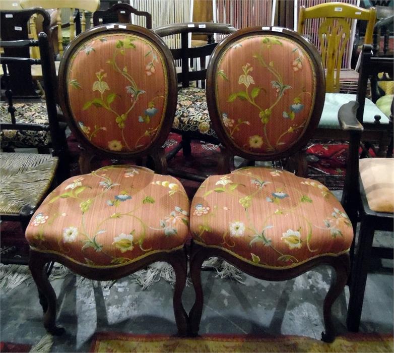 Pair of Victorian cameo-backed standard chairs wit