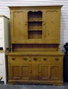 20th century pine dresser with flat moulded cornic