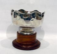 Silver presentation pedestal rose bowl, having sha