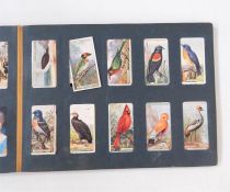 Quantity of cigarette cards in albums, to include Wills, Senior Service and others (1 box)