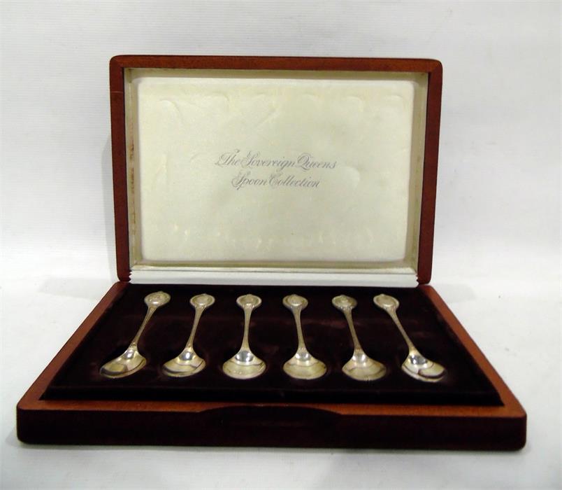 Boxed collector's piece "The Sovereign Queen Spoon Collection" comprising six silver teaspoons, each