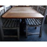 Oak draw-leaf dining table on turned bulbous supports united by central stretcher, length extended