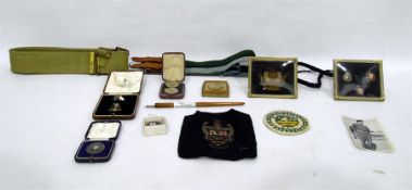 Mixed lot of collectables to include a caligraphy pen with label 'HRH Prince of Wales, Blackpool,