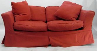 Three-seater settee with loose squab cushions