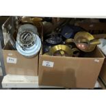 Quantity of assorted metalware including a boxed t