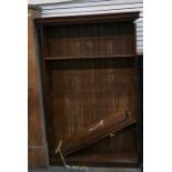 Late 19th century open bookcase with six adjustabl