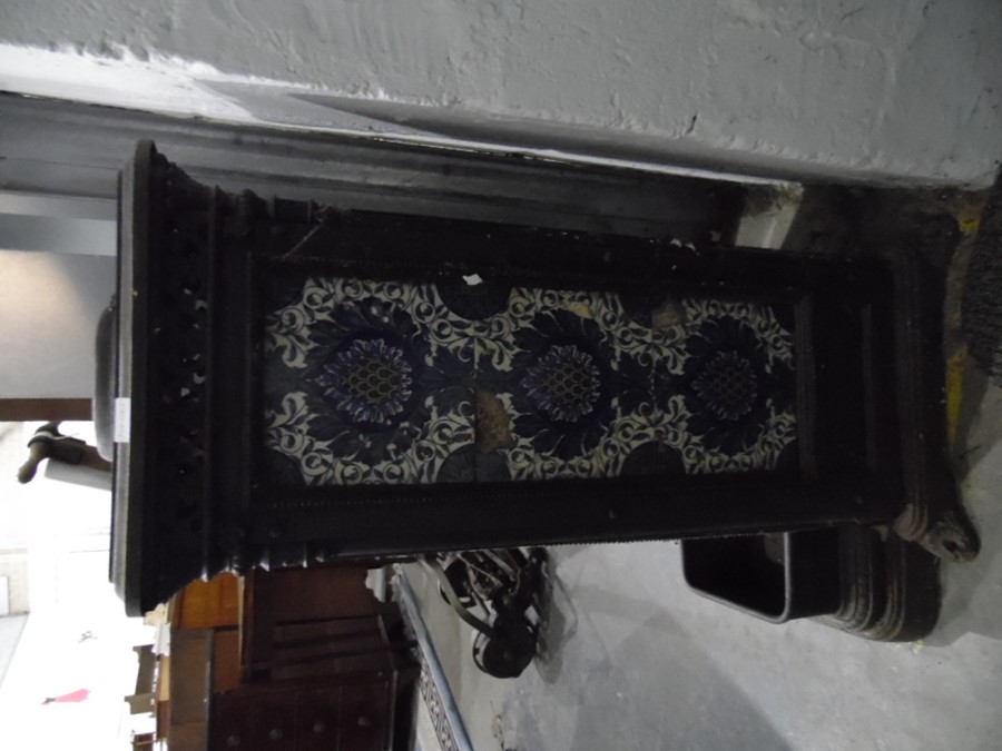 Cast iron and tiled stove, 40cm wide  Re: Enquiry - Image 2 of 6