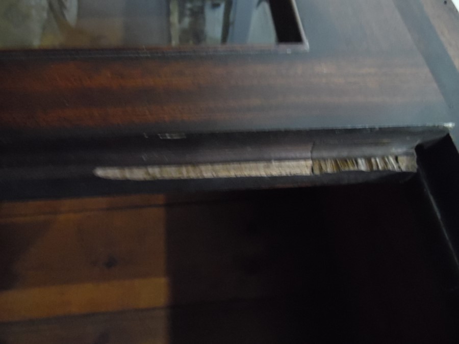Mahogany bookcase having recessed brass handles, 1 - Image 8 of 11