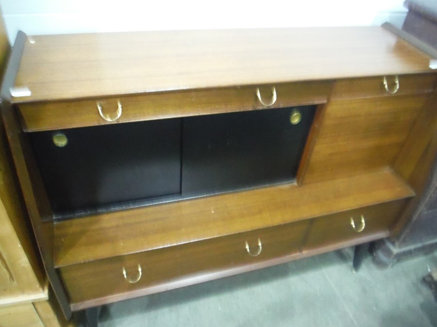 Mid 20th century teak sideboard, 122cm wide - Image 10 of 10