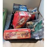 Box of assorted toys to include Star Wars 'Return
