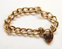 9ct gold curb-link pattern bracelet with padlock clasp, 16g approx