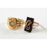 9ct gold blackstone ring with applied pierced initial 'C' to top and a gentleman's large signet