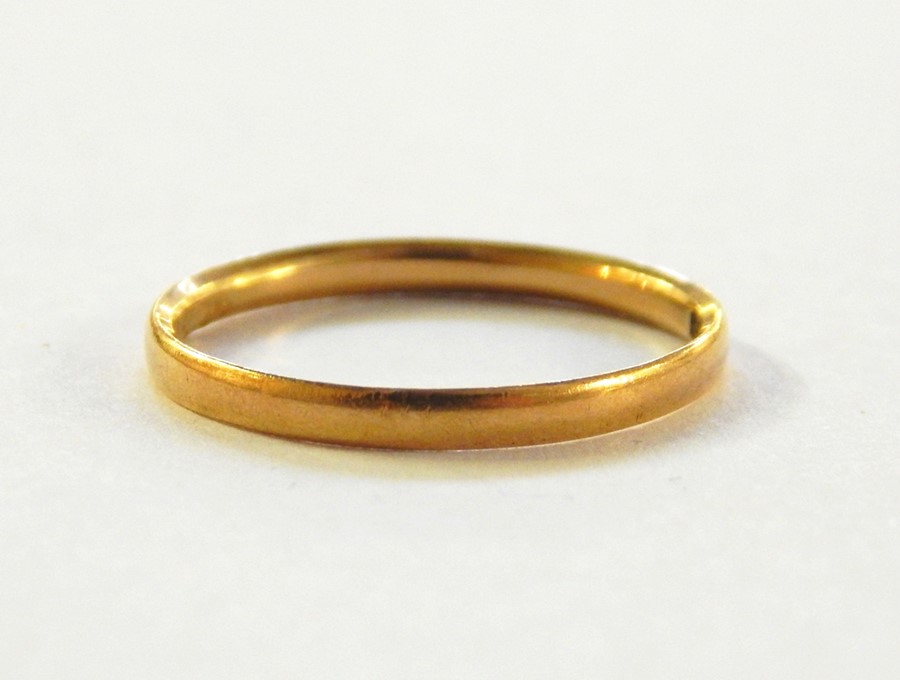 22ct gold wedding ring, 1.9g approx