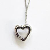 WITHDRAWN 9ct white gold necklace with stylised heart-shaped pendant with white stone inset, 1.6g