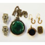 9ct gold swivel fob set with cornelian and bloodstone, pair 9ct gold horseshoe-pattern drop