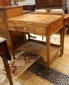 Regency inlaid mahogany fitted dressing table, the foldover top with flame mahogany chequered